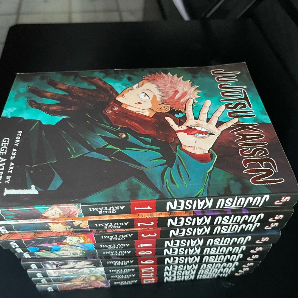 Jujutsu Kaisen Manga Collection with Vibrant Covers